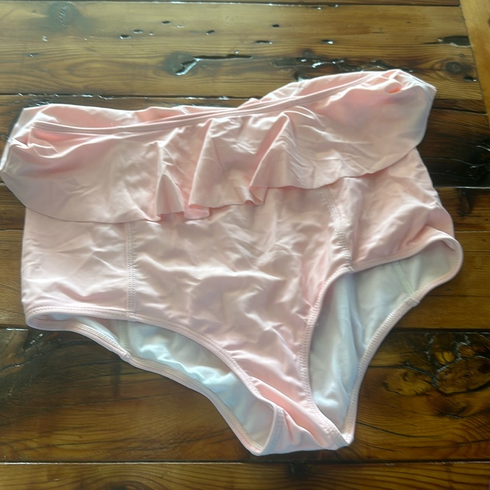 Kortni Jeane Pink Peplum Bottoms